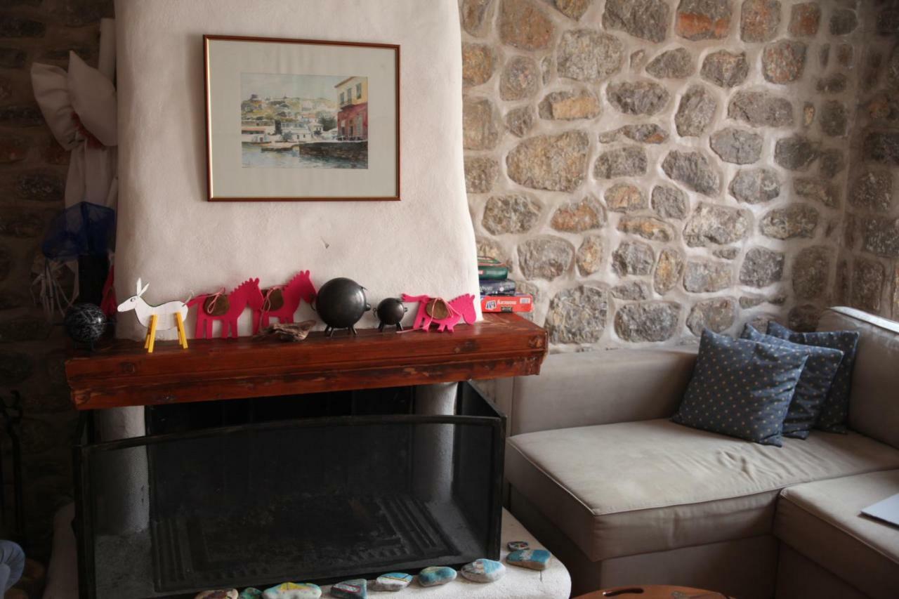 Alkioni Stone House Villa Hydra  Buitenkant foto