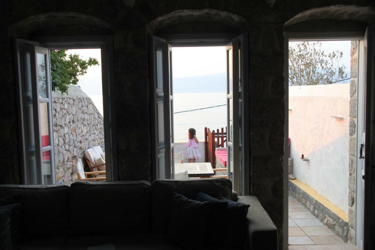 Alkioni Stone House Villa Hydra  Buitenkant foto