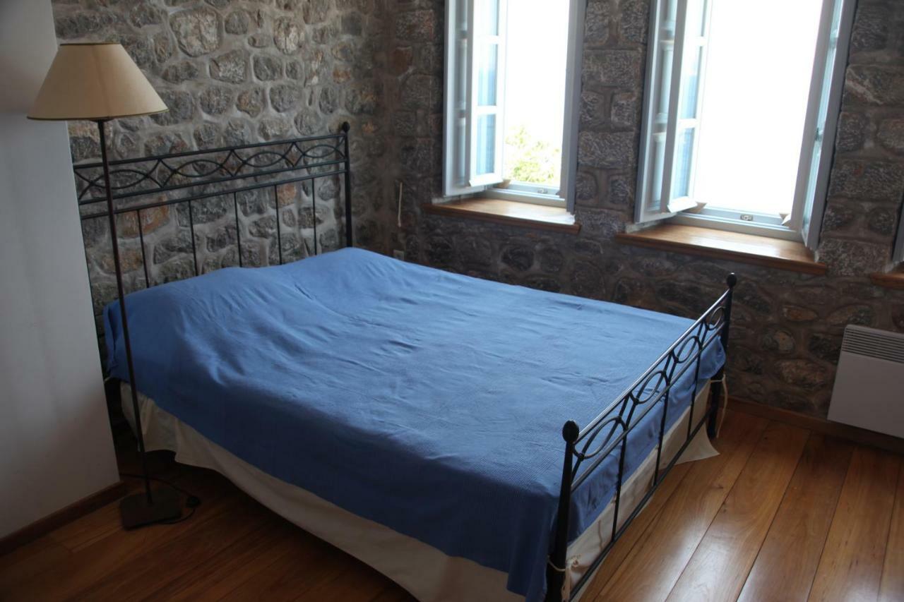 Alkioni Stone House Villa Hydra  Buitenkant foto